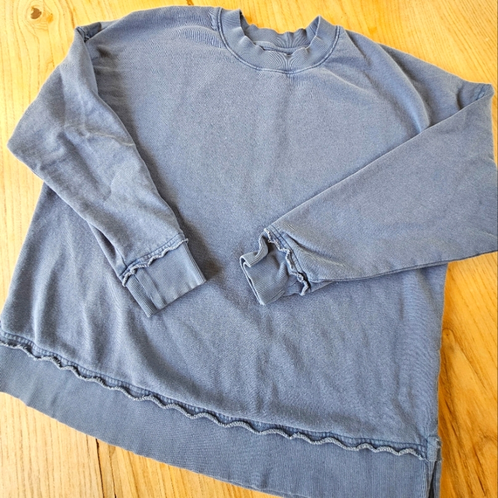 Natural Reflections Sweatshirt Size M